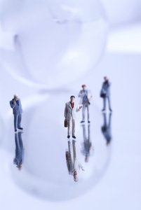 电脑配置与延迟：低延迟硬件选择